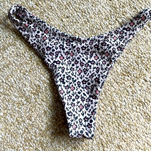 Lokahi Maile bottom, size small - Picture 1 of 5